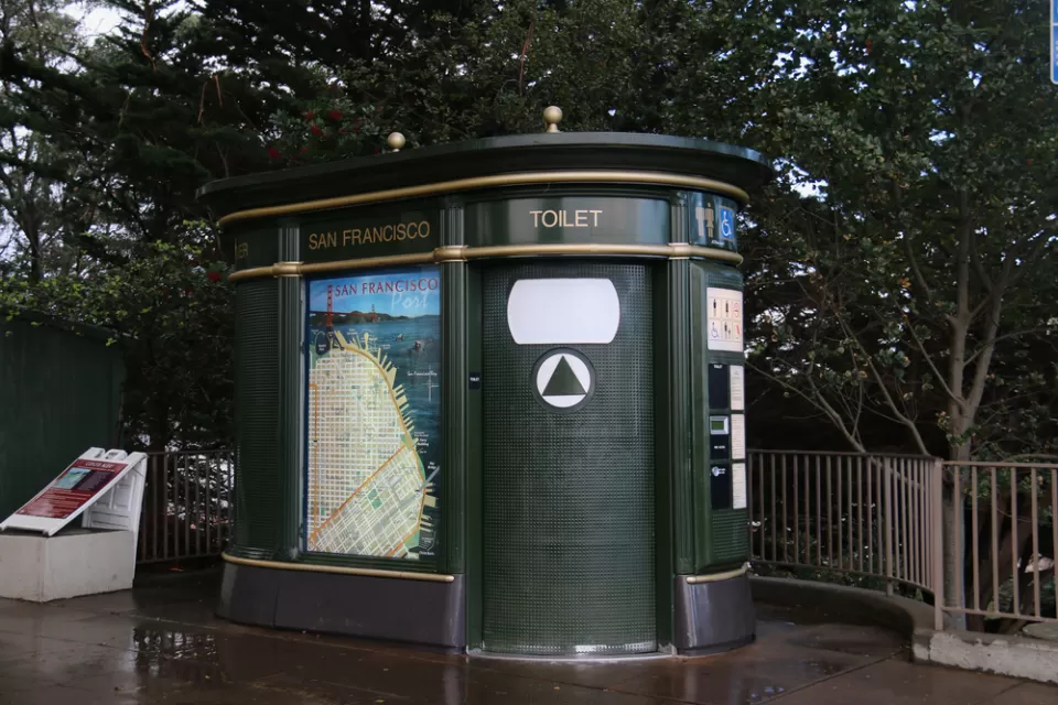 Public Toilet